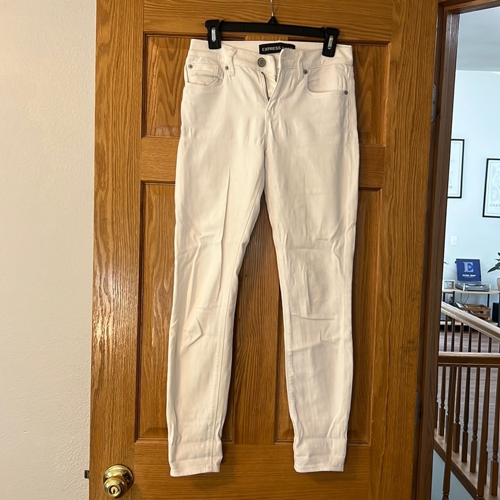 White Jeans